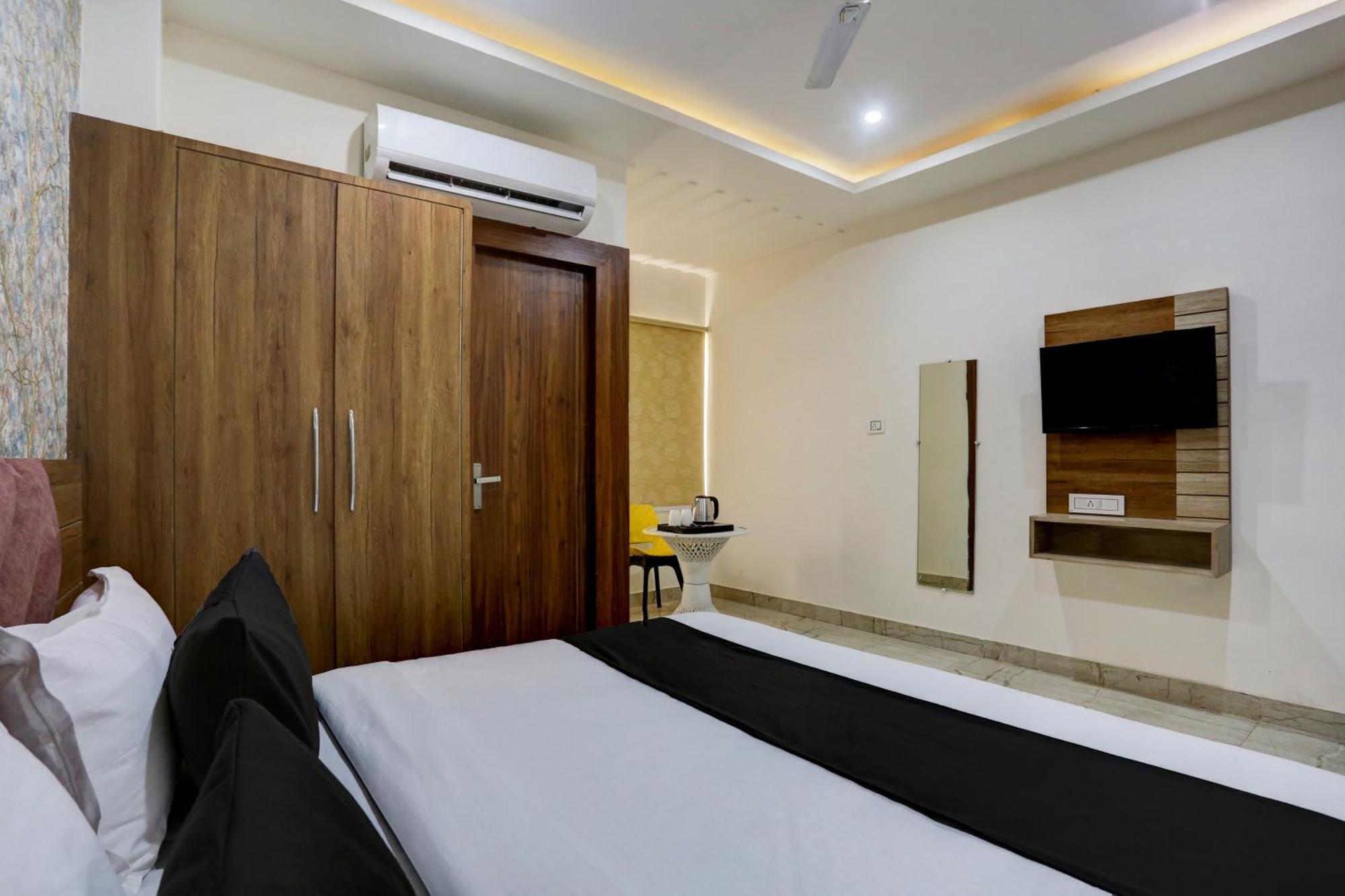 Collection O Jairaj Hotel Alwar Eksteriør billede