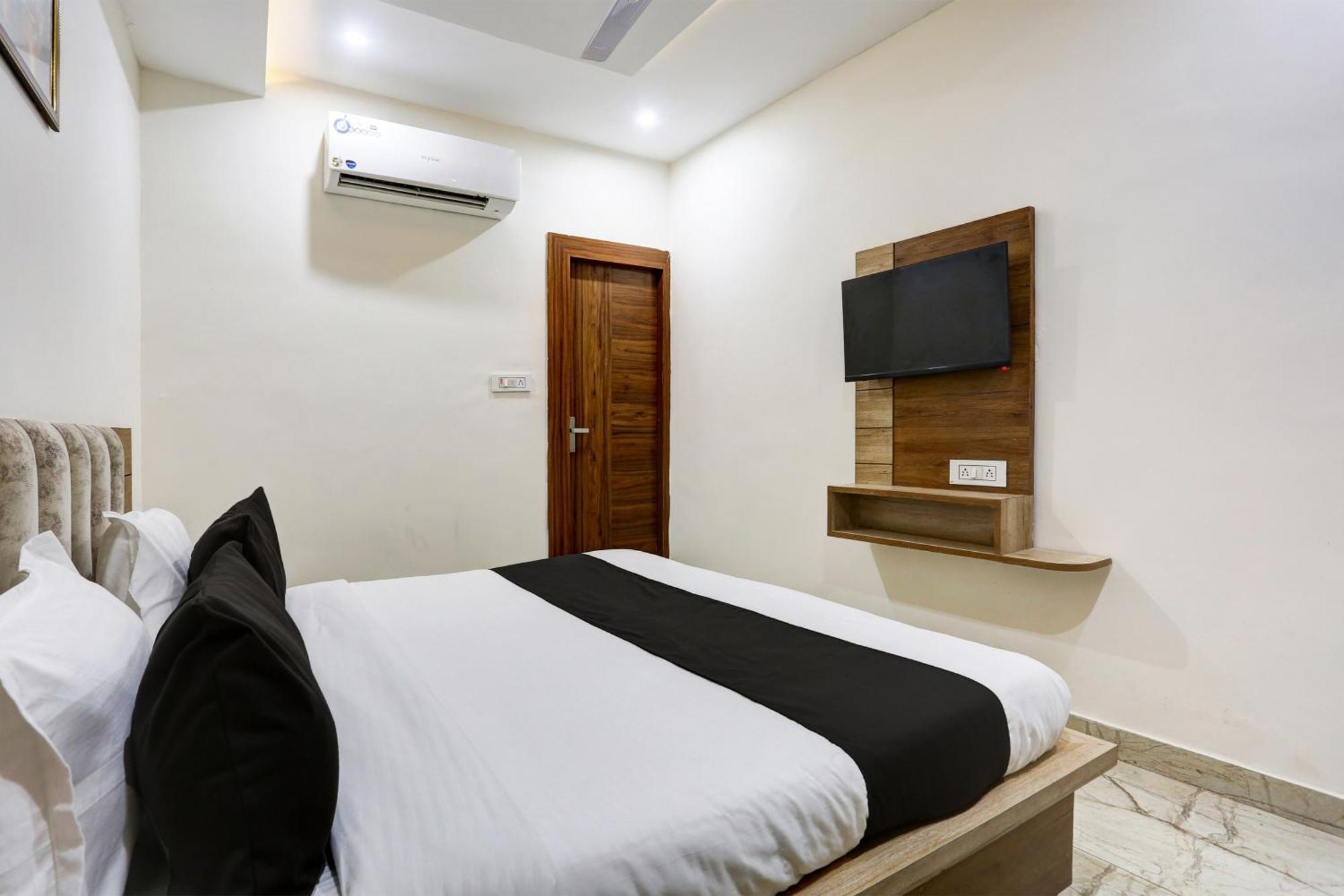 Collection O Jairaj Hotel Alwar Eksteriør billede