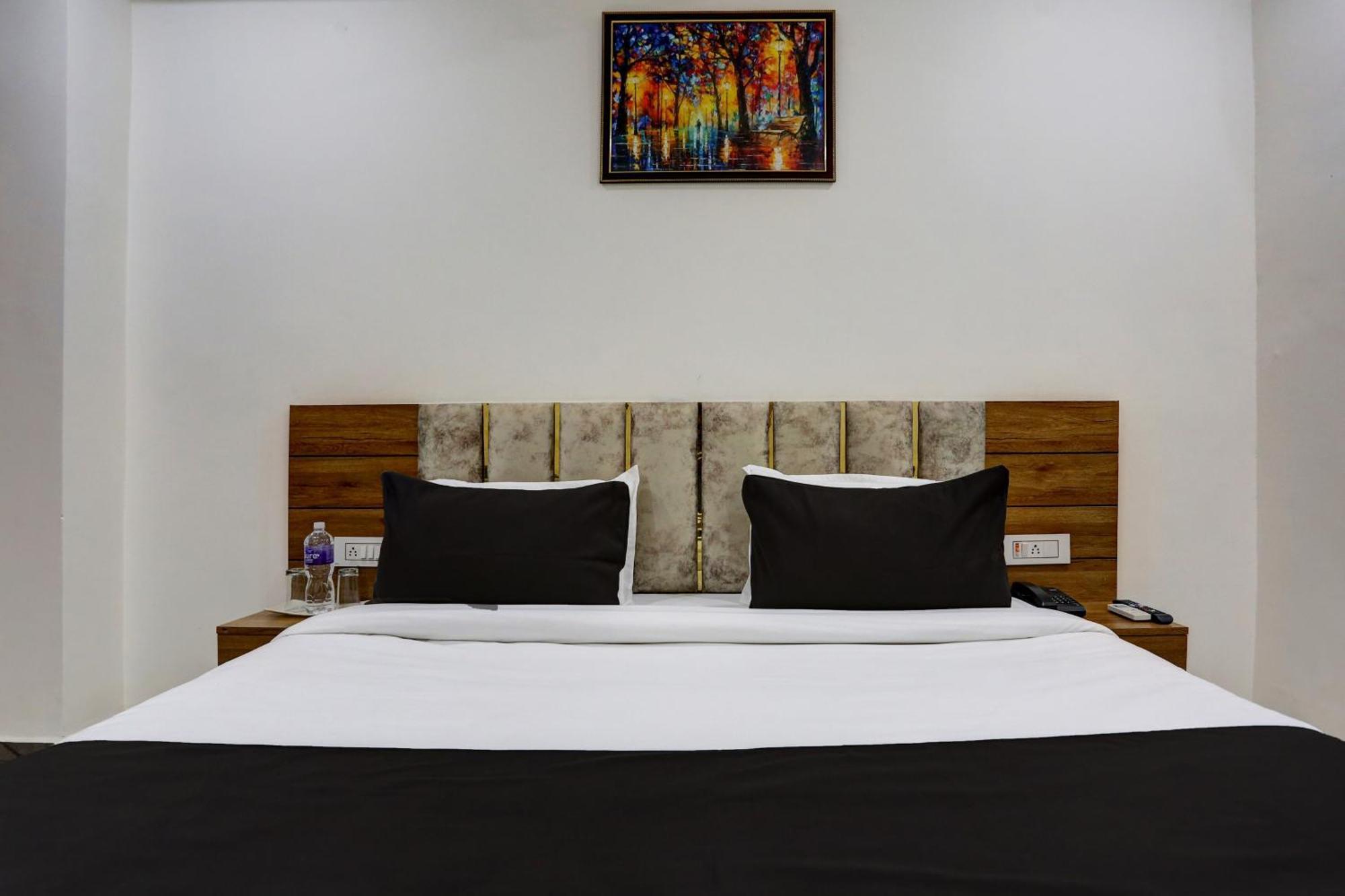 Collection O Jairaj Hotel Alwar Eksteriør billede