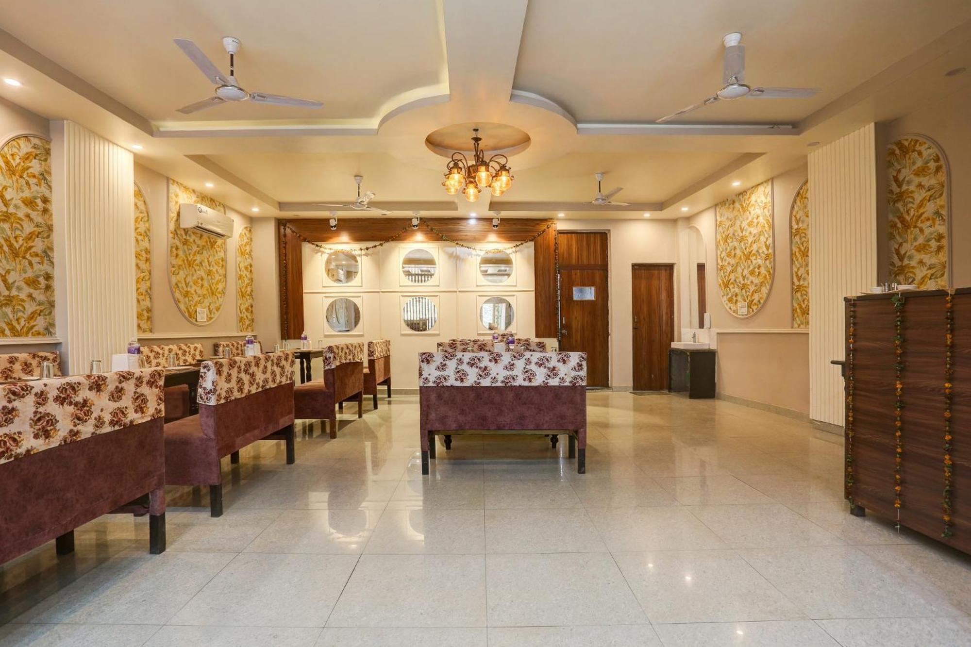 Collection O Jairaj Hotel Alwar Eksteriør billede